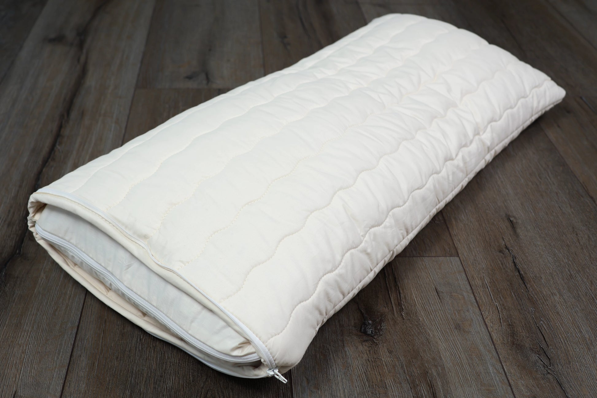 Kopfkissen 40 x 80 cm mit Inletthülle – KLEINER Naturbettwaren