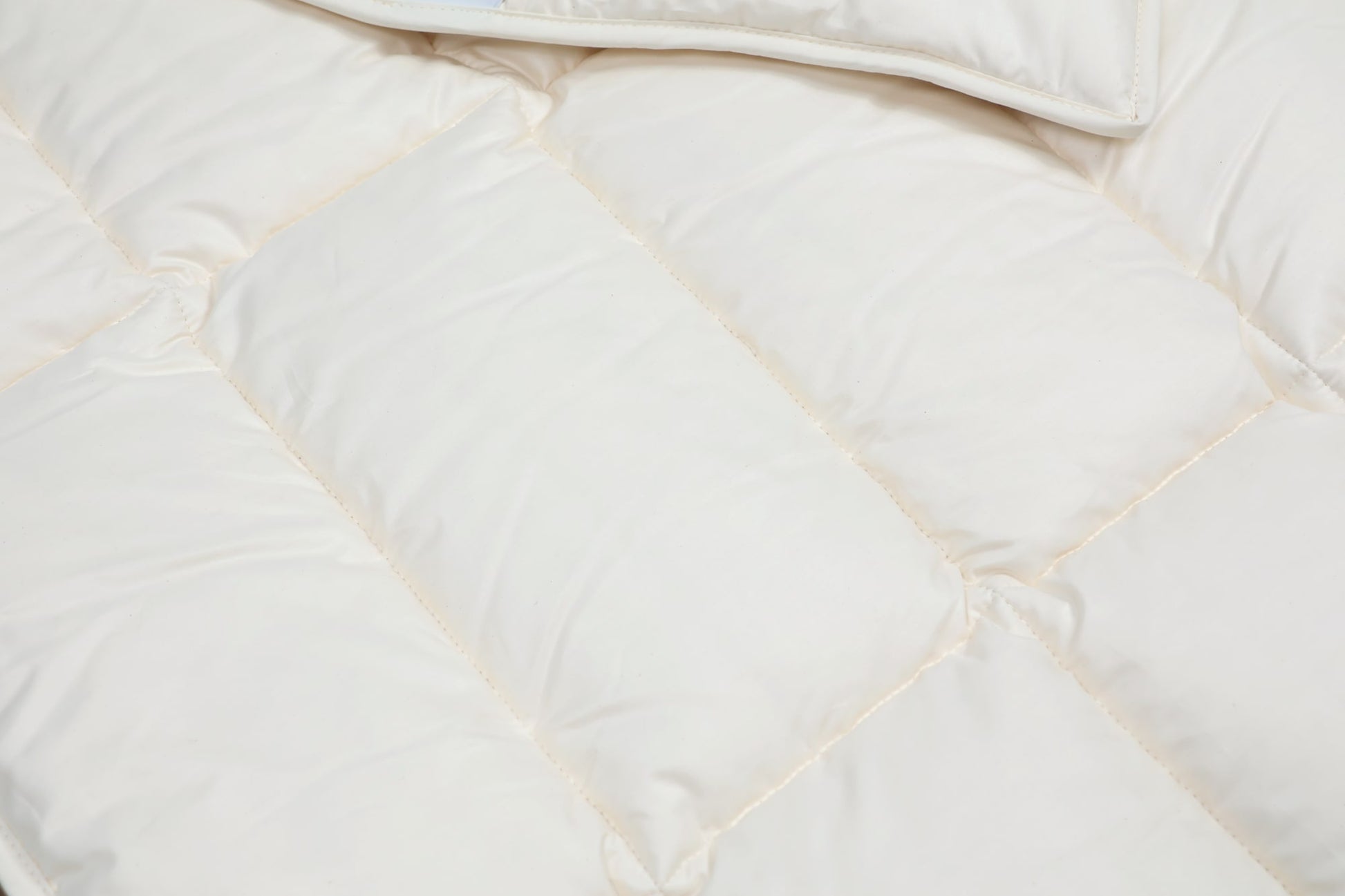 Unterbett Merinowolle kbT - KLEINER Naturbettwaren